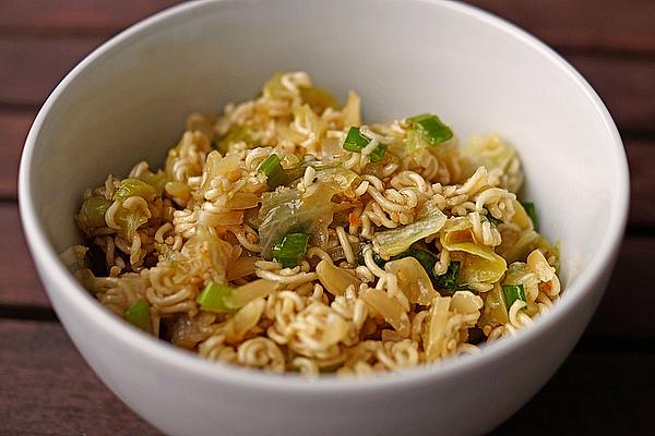 Chinese Cabbage Salad with Mie Noodles