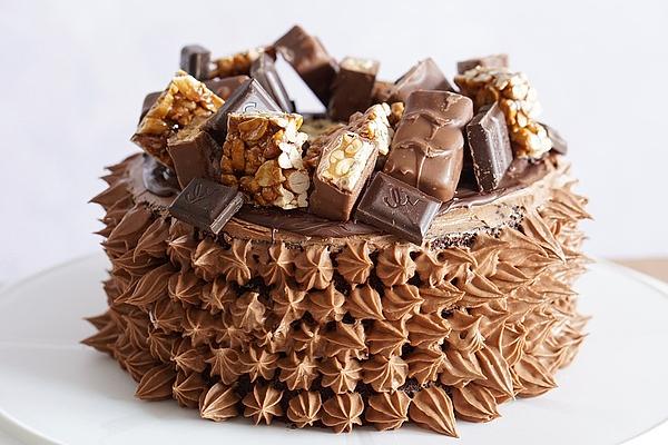 Chocolate Cake with Nuts