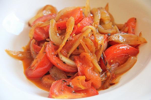 Chorrellana – Bolivian Onion – Tomato – Pan