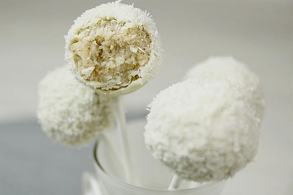 Coconut Cake Pops