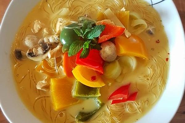 Coconut – Orange – Ginger Soup with Chicken