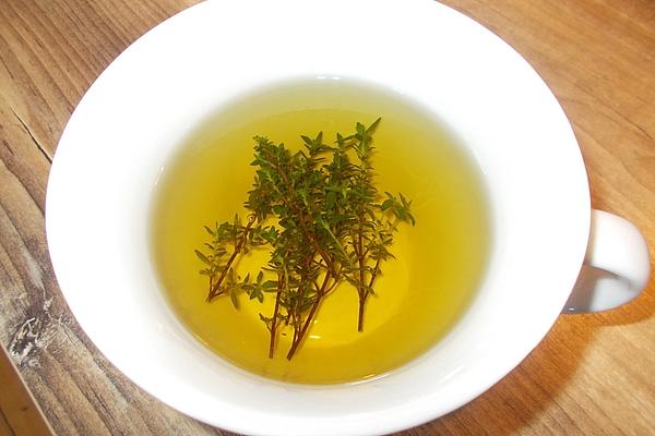 Cold Tea with Fresh Thyme and Honey