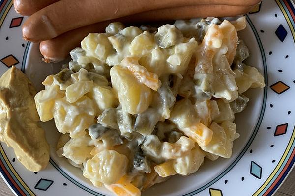 Colorful Low-fat Potato Salad with Cheese