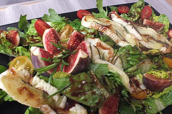 Colorful Salad with Gratinated Goat Cheese, Figs and Balsamic Chocolate Dressing