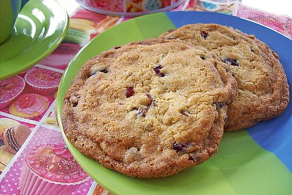Cookies with Cranberries and White Chocolate