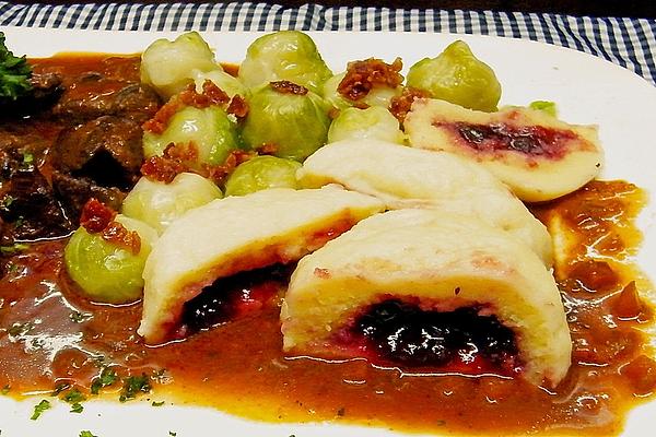 Cranberry Dumplings with Game Dishes