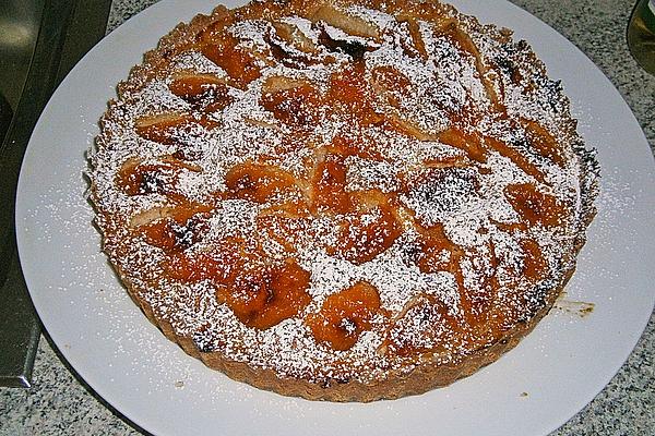 Crunchy Apricot Tart with Almond and Vanilla Cream
