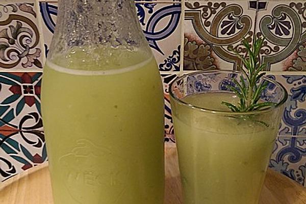 Cucumber Lemonade with Ginger