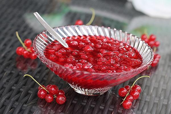 Currant Compote Great-grandmother`s Style