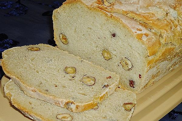 Daxis Walnut Bread