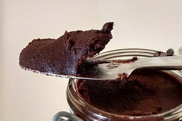 Delicately Tart Cocoa-hazelnut Spread Without Sugar