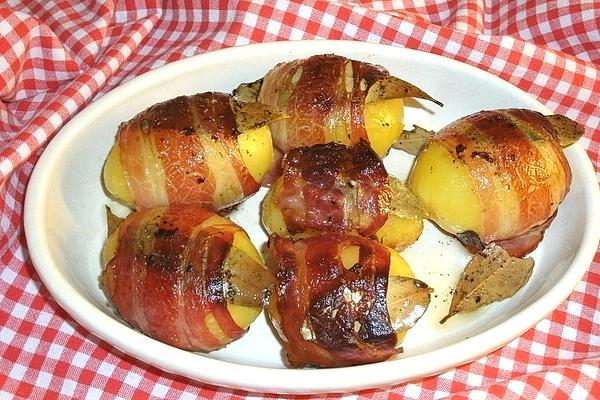 Delicious Potatoes Wrapped in Bacon