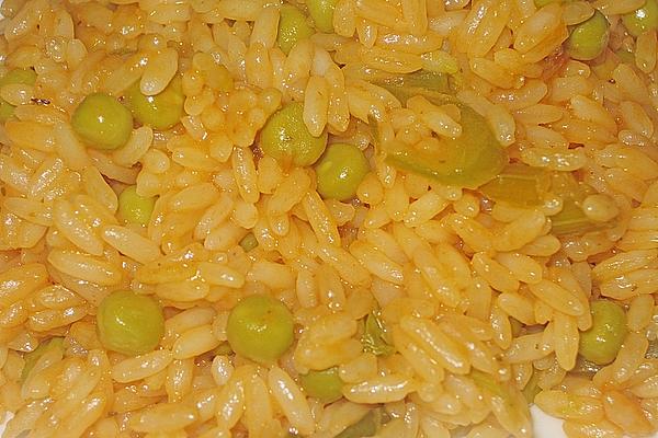 Dominican Rice with Pigeon Peas and Coconut