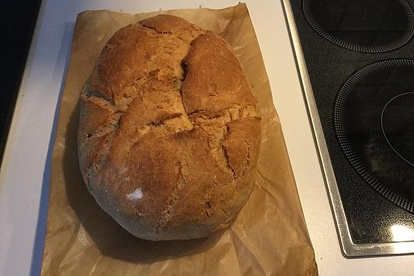 Farmer`s Bread from Roman Pot
