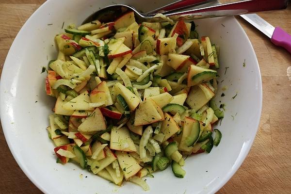 Fennel Salad with Apple and Cucumber