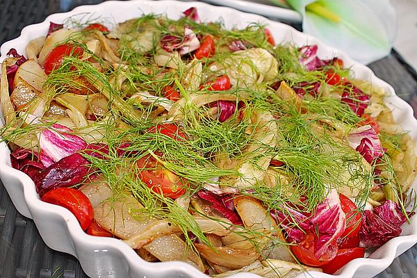 Fennel Salad with Pear, Cocktail Tomatoes and Radicchio