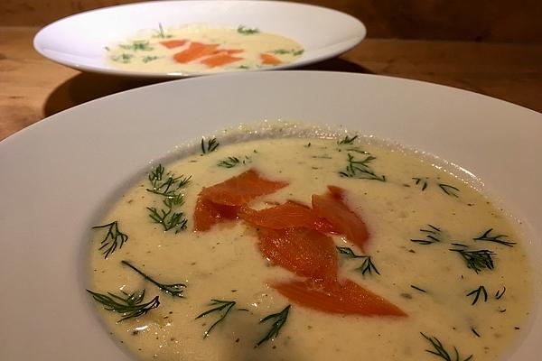 Fine Potato Soup with Salmon