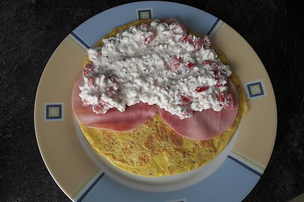Fitness Omelette with Grainy Cream Cheese