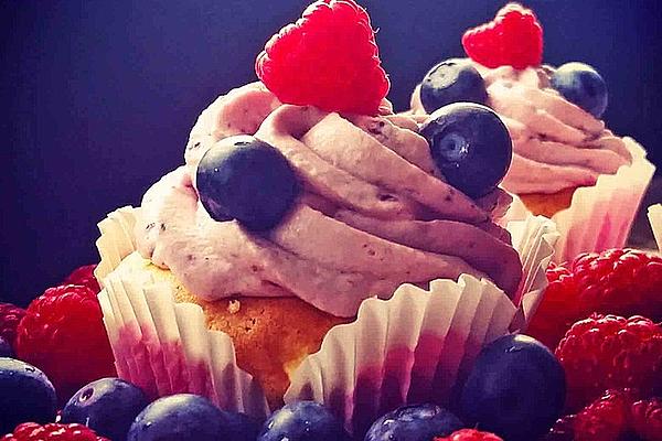 Forest Fruit Cupcakes