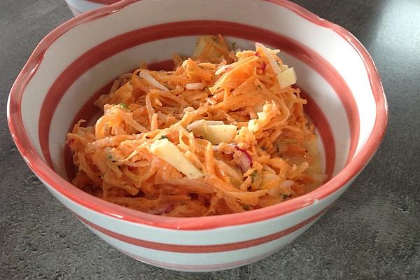 Fresh Carrot Salad