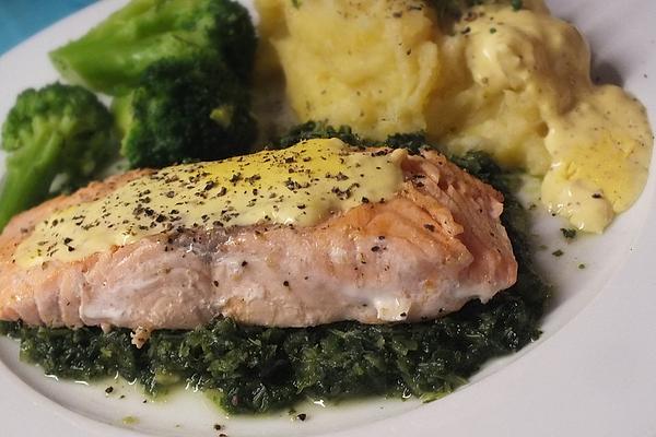 Fried Salmon on Kale with Lemon and Mustard Sauce
