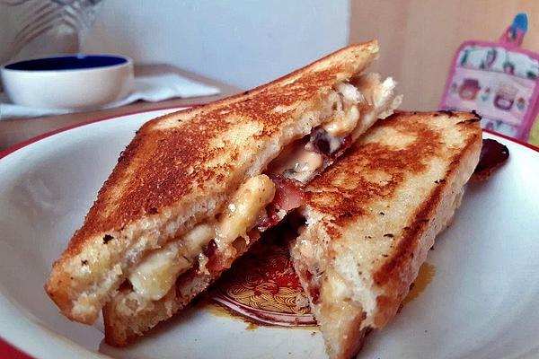 Fried Sandwich with Peanut Butter and Banana