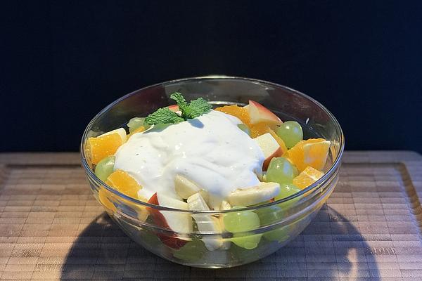Fruit Salad with Creamy Dressing