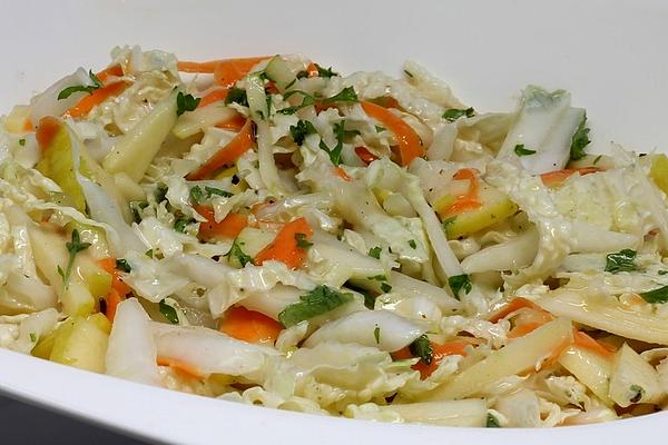 Fruity and Spicy Chinese Cabbage Salad
