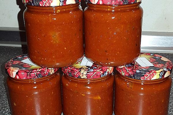 Fruity and Spicy Tomato Chutney