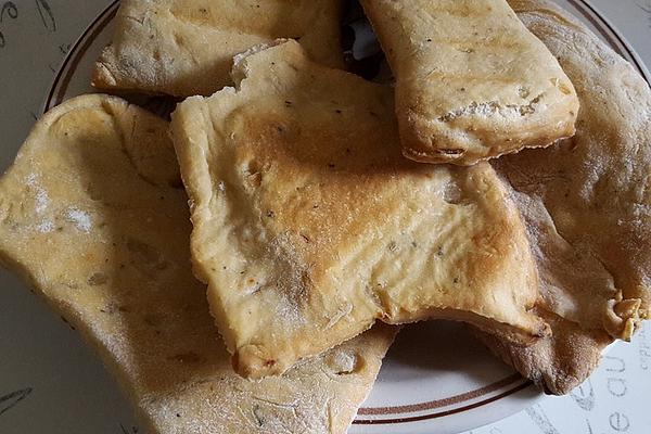 Garlic Bread with Dry Yeast