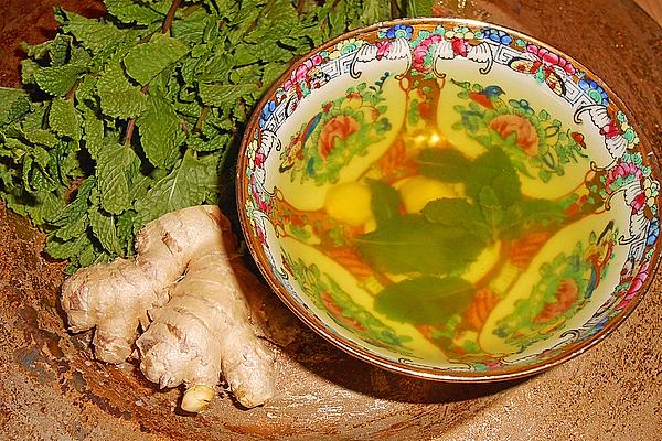 Ginger Tea with Peppermint