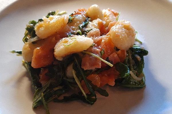 Gnocchi Salad with Rocket and Ham