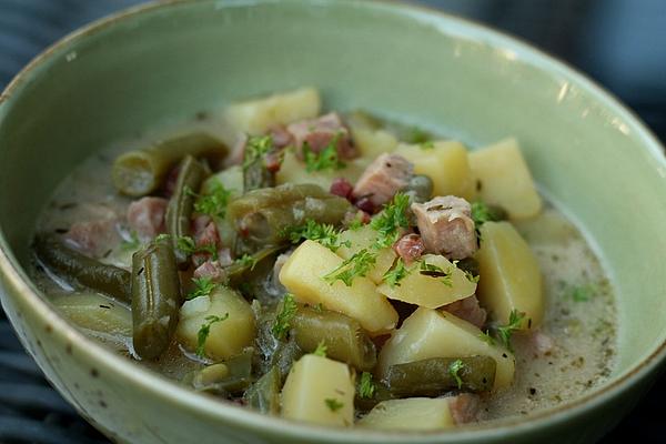 Green Bean Stew with Bacon and Smoked Ham À La Gisela and Fred
