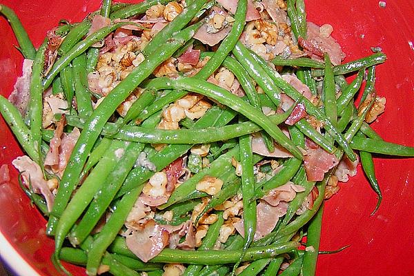 Green Beans with Roquefort and Walnuts