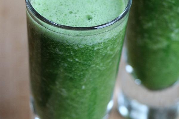 Green Smoothie Pina Colada – Spinach