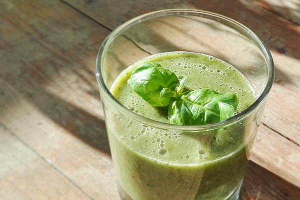 Green Smoothie with Chia Seeds