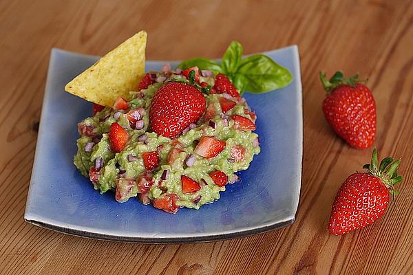 Guacamole with Strawberries and Basil