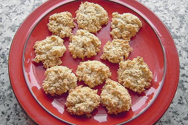Hearty Coconut Macaroons