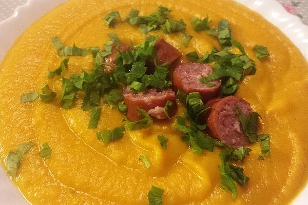 Hearty Pumpkin Soup with Meatloaf