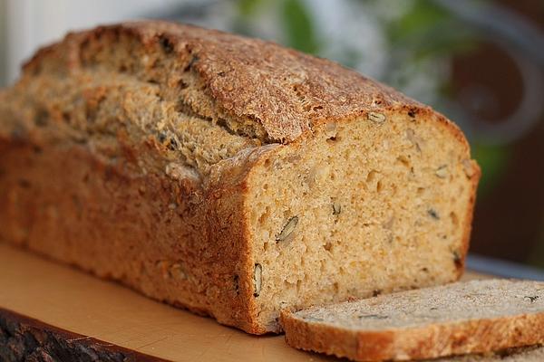 Hearty, Quick Carrot Bread