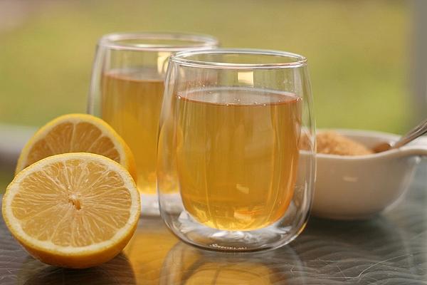 Homemade Lemon Tea