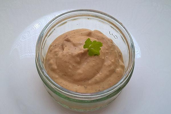 Honey Mustard Sauce for Salads or Sandwiches