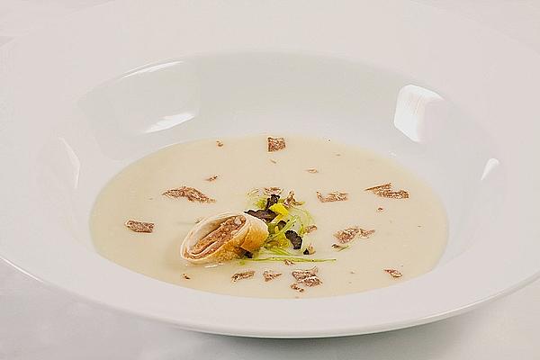 Jerusalem Artichoke Soup with Truffle and Quince – Crispy Rolls