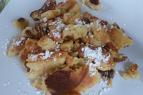 Kaiserschmarrn with Apple Sauce