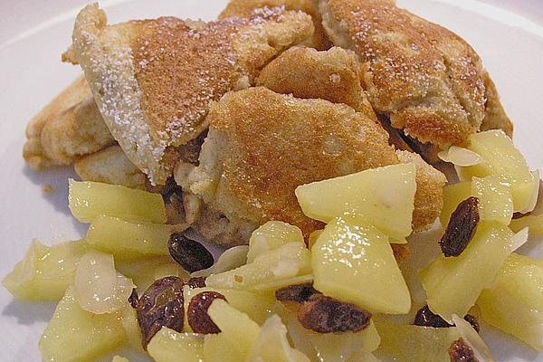 Kaiserschmarrn with Caramelized Apples