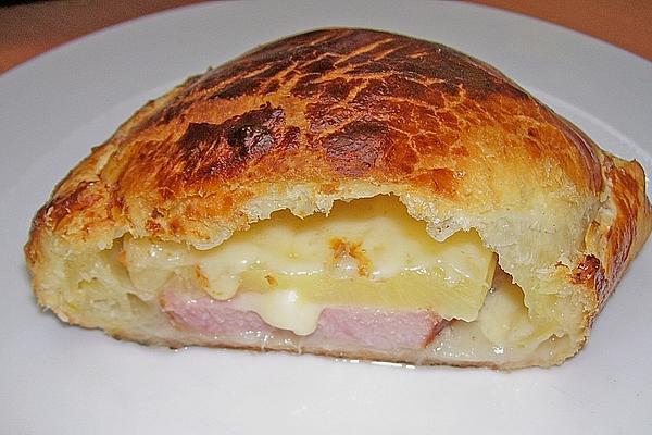 Kassler in Puff Pastry with Cheese