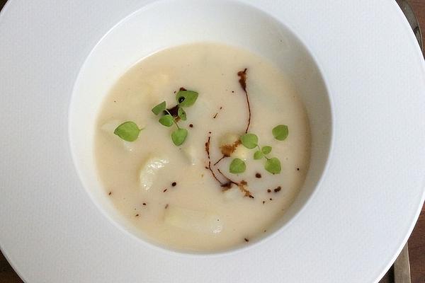 Kay`s Asparagus Cream Soup Made from Asparagus Peels