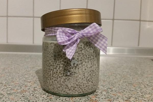 Kida`s Chia Pudding with Blueberries