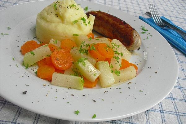 Kohlrabi, Carrot and Butter Vegetables