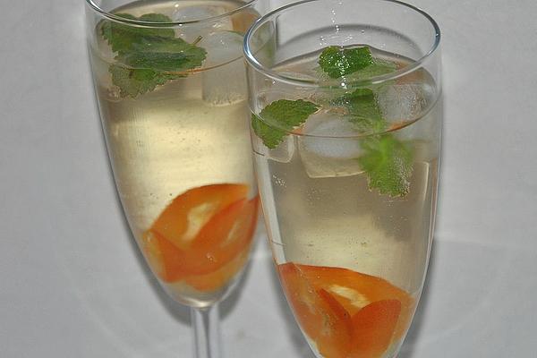 Kumquat – Sparkling Wine – Cocktail